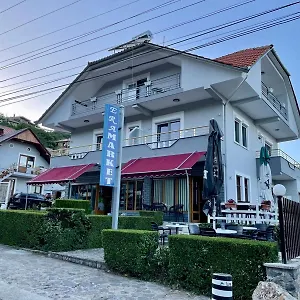 Pensjonat Eiffel's Pogradec